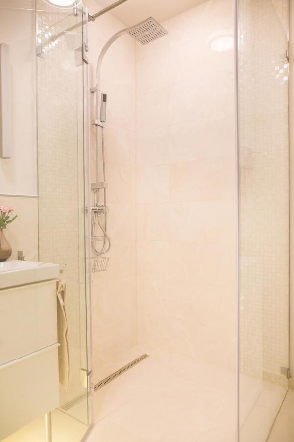 PANNI LUXURY Apartment next to Gozsdu garden Budapest Extérieur photo