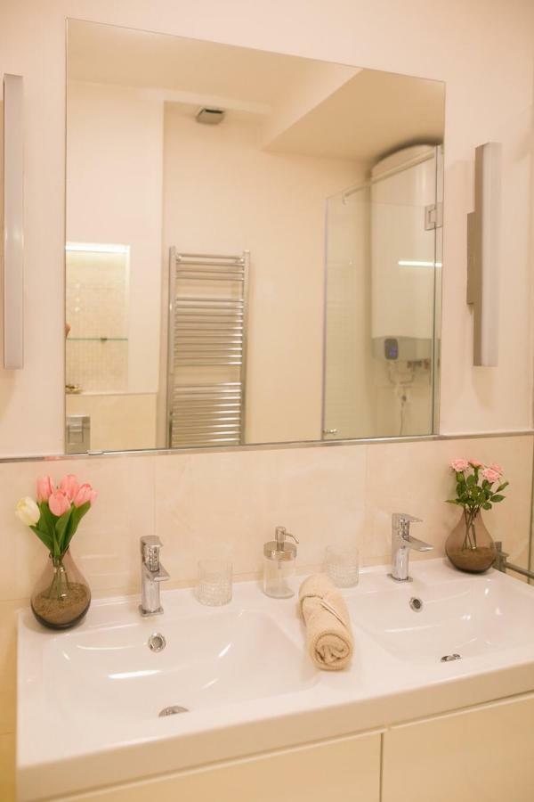 PANNI LUXURY Apartment next to Gozsdu garden Budapest Extérieur photo