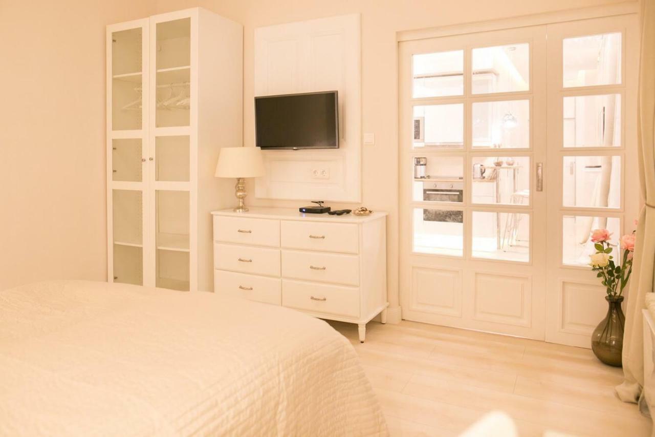 PANNI LUXURY Apartment next to Gozsdu garden Budapest Extérieur photo